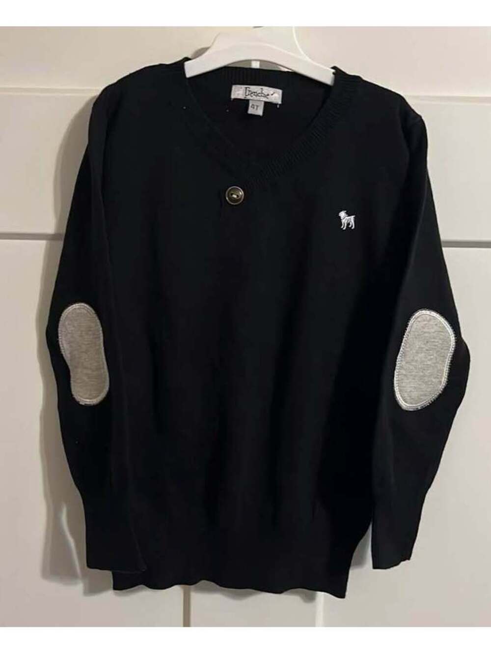 Frenchie Mini Couture black Collin sweater in size 4T